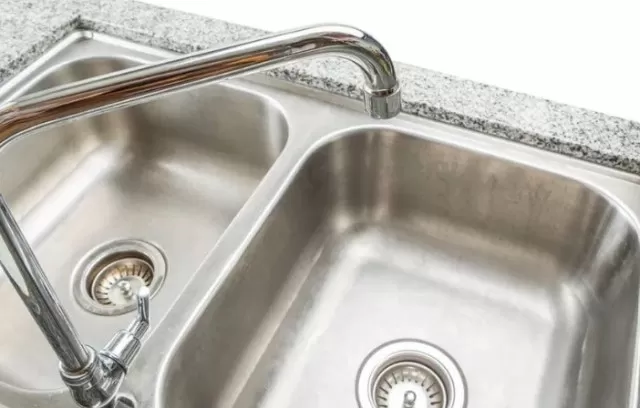 How to Unclog a Double Kitchen Sink: A Step-by-Step Guide 2