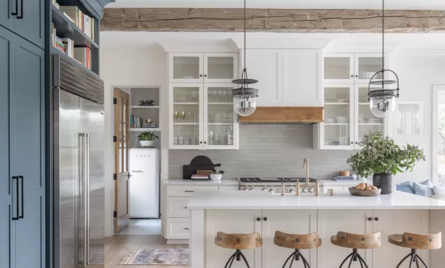 Top Kitchen Remodeling Trends and Most Popular Cabinet Style, According to 4