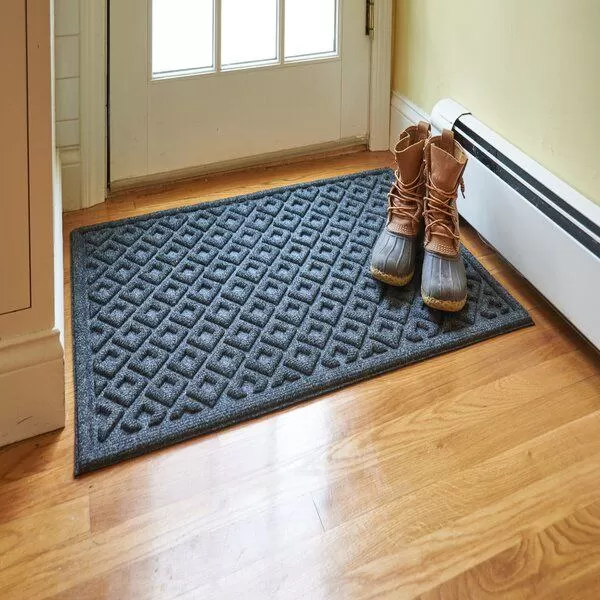2023\'s Top Outdoor Doormats: Keeping Dirt at Bay 3