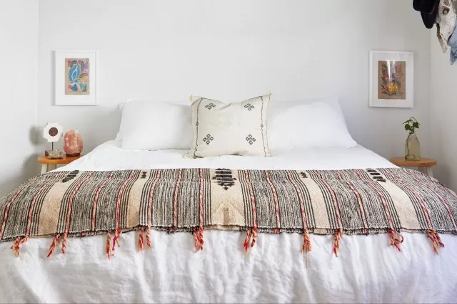 Master the Art of Bed Making: Step-by-Step Guide for a Perfectly Cozy Bed 1