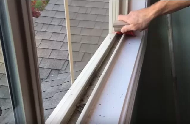 Easy 5-Step Guide to Cleaning Window Tracks 1