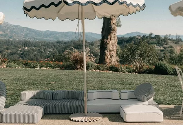 The 12 Best Patio Umbrellas for Your Outdoor Space 4