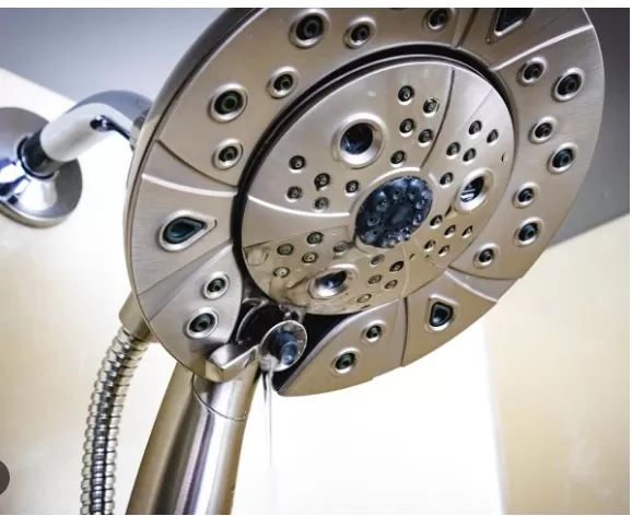 Fixing a Leaking Shower Head: Effective Solutions 3