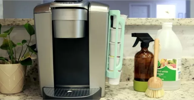Best Way to Clean and Descale a Keurig Coffee Maker 2