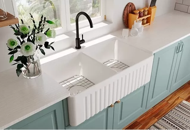 Kitchen: Best Way to Clean a Sink and Drain 5