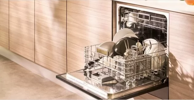 Best Way to Clean a Dishwasher 100% Spotless 7