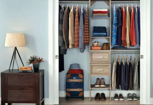 Small Closet: Not A Problem If You Know Smart Storage Method 2