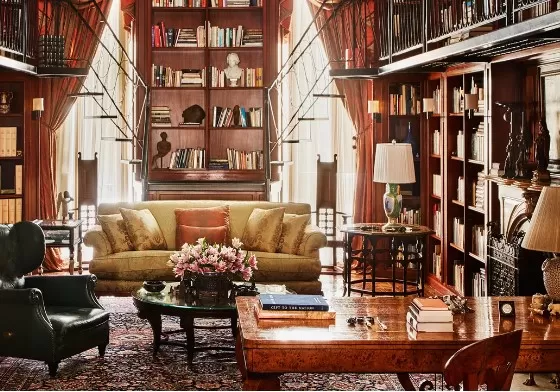 Cozy Up With These 12 Stunning Home Libraries 7
