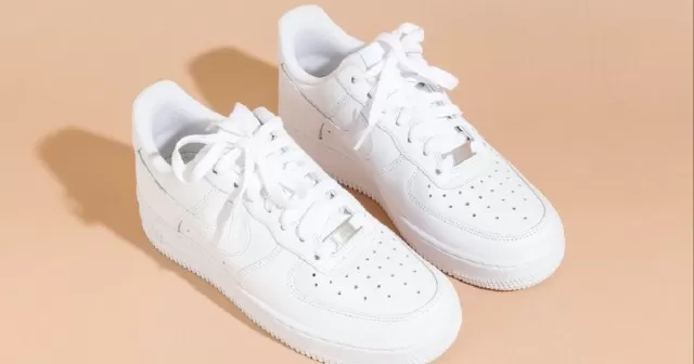White Shoes With Any Material & Best Tips to Clean 2