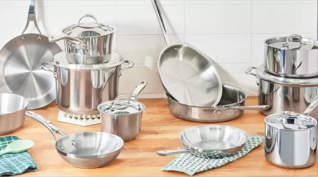 Stainless-Steel Pans & How to Best Clean Them 100% Spotless 2