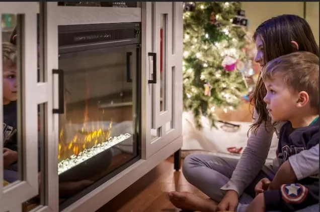 Gas Fireplace Odor Solved: Unraveling the 3 Possible Causes 3