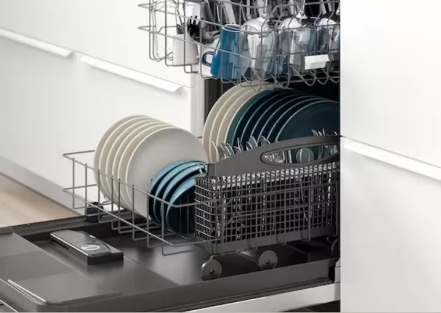 How to Best Put Silverware in the Dishwasher? 2