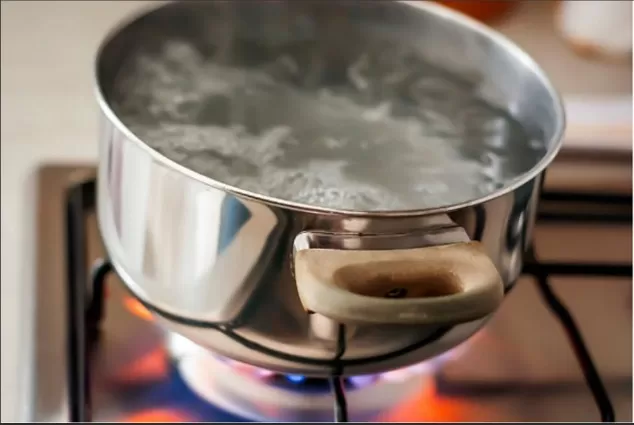 Boiling Water Hacks: Surprising Household Uses 5