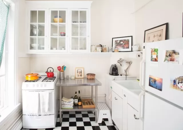Best 16 Storage Tricks for Pretty Tiny Kitchen 2
