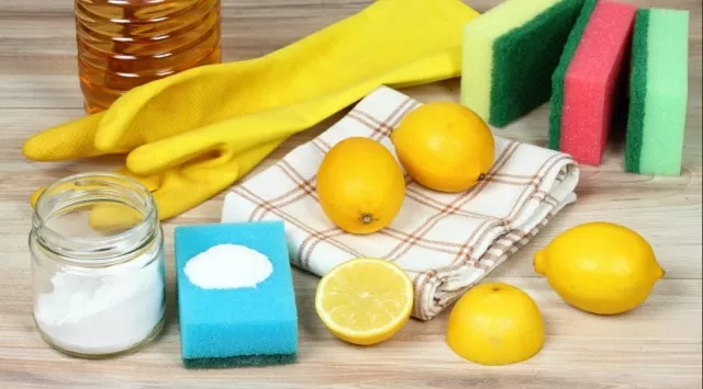 14 Eco-Friendly Ideas for Cleaning Tips with Lemons 2