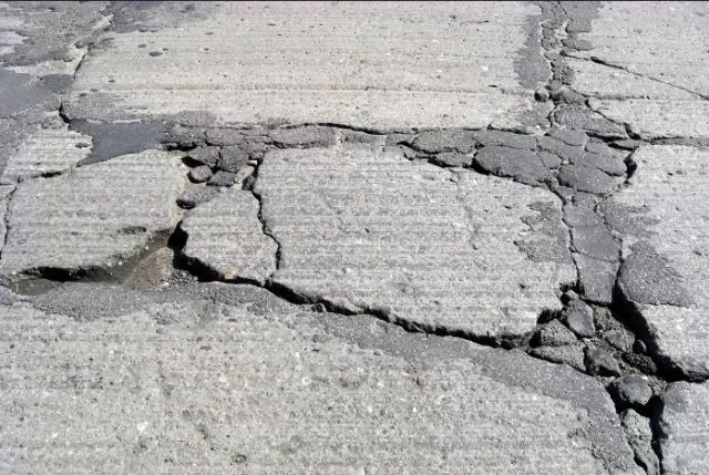 Crack Prevention for Concrete: Simple Solutions and Tips 3
