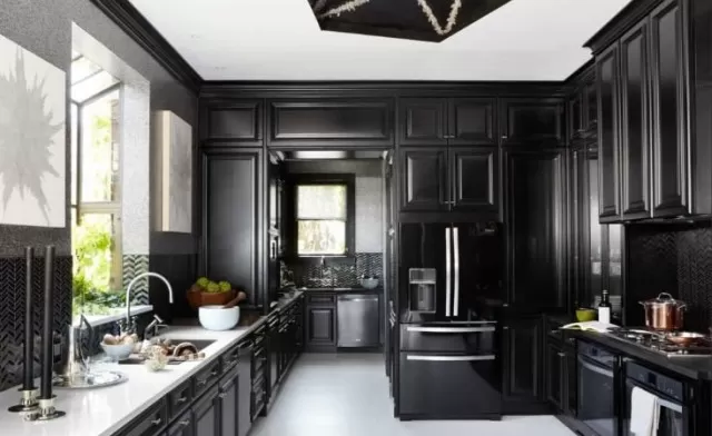 Embrace the Dark Side: Stylish Black Kitchen Cabinets 1
