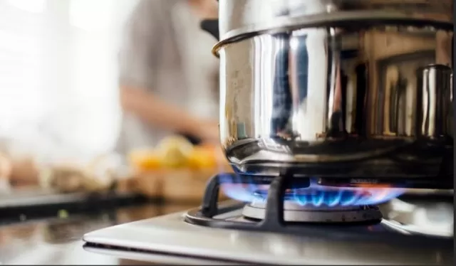Safety First: Preventing Oven Fires with Smart Measures 1