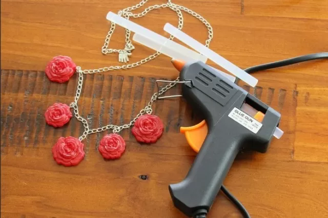 Creative Uses for Your Hot Glue Gun 5