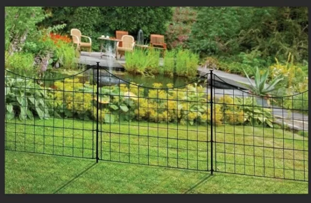 Garden Fence Ideas That Will Complement Any Landscape 3