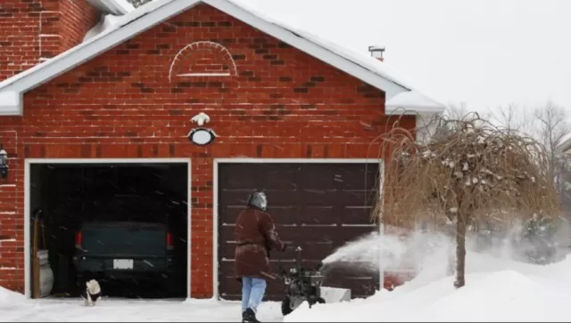 Preparing Your Garage for Winter: Step-by-Step Guide 3