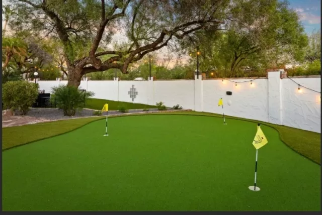 Enviable Backyard Putting Greens to Impress Your Neighbors 1