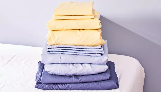 Is It Acceptable to Wash Towels and Bed Sheets Together? 3