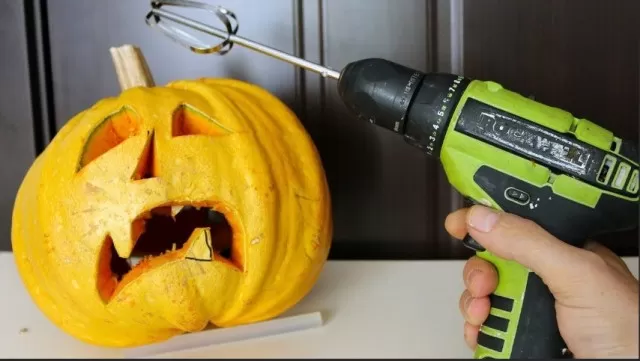 Halloween Pumpkin Hacks for Your Best Carving Yet (Part 1) 3