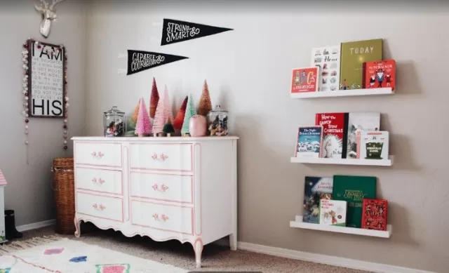 10 Creative DIYs to Upgrade Your Bookshelf (Part 1) 5