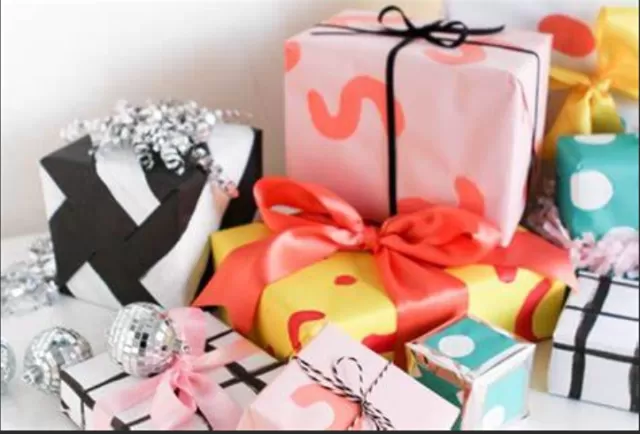 Gift-Wrapping Finesse: Steer Clear of These Common Mistakes 1