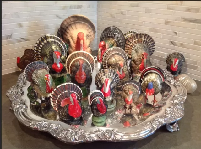 Thanksgiving Turkey Platters: Present Your Bird with Style 1