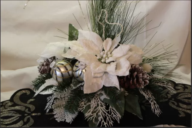 DIY Christmas Decorations for Long-lasting Festivity 1