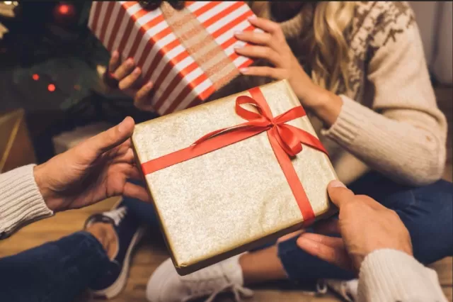 Gift Exchange Ideas That Will Delight Everyone 2