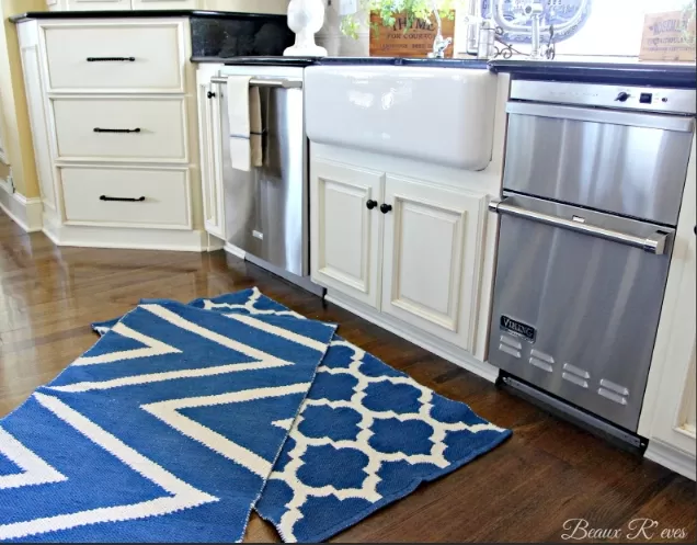 Comfort in Style: Kitchen Rugs for a Cozy Cooking Space 1