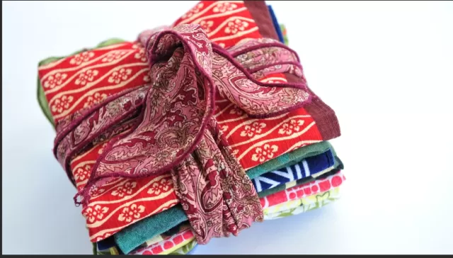 Chic and Eco-Friendly Gift Wrapping for a Sustainable Touch 1