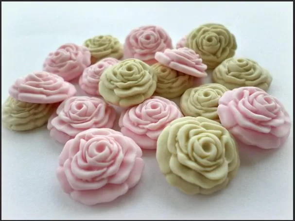 Crafting Candy Flower Cupcakes: 3 Unique Techniques 1