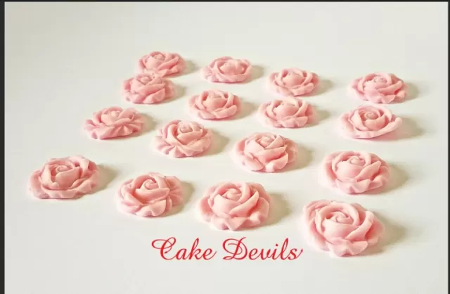 Crafting Candy Flower Cupcakes: 3 Unique Techniques 2